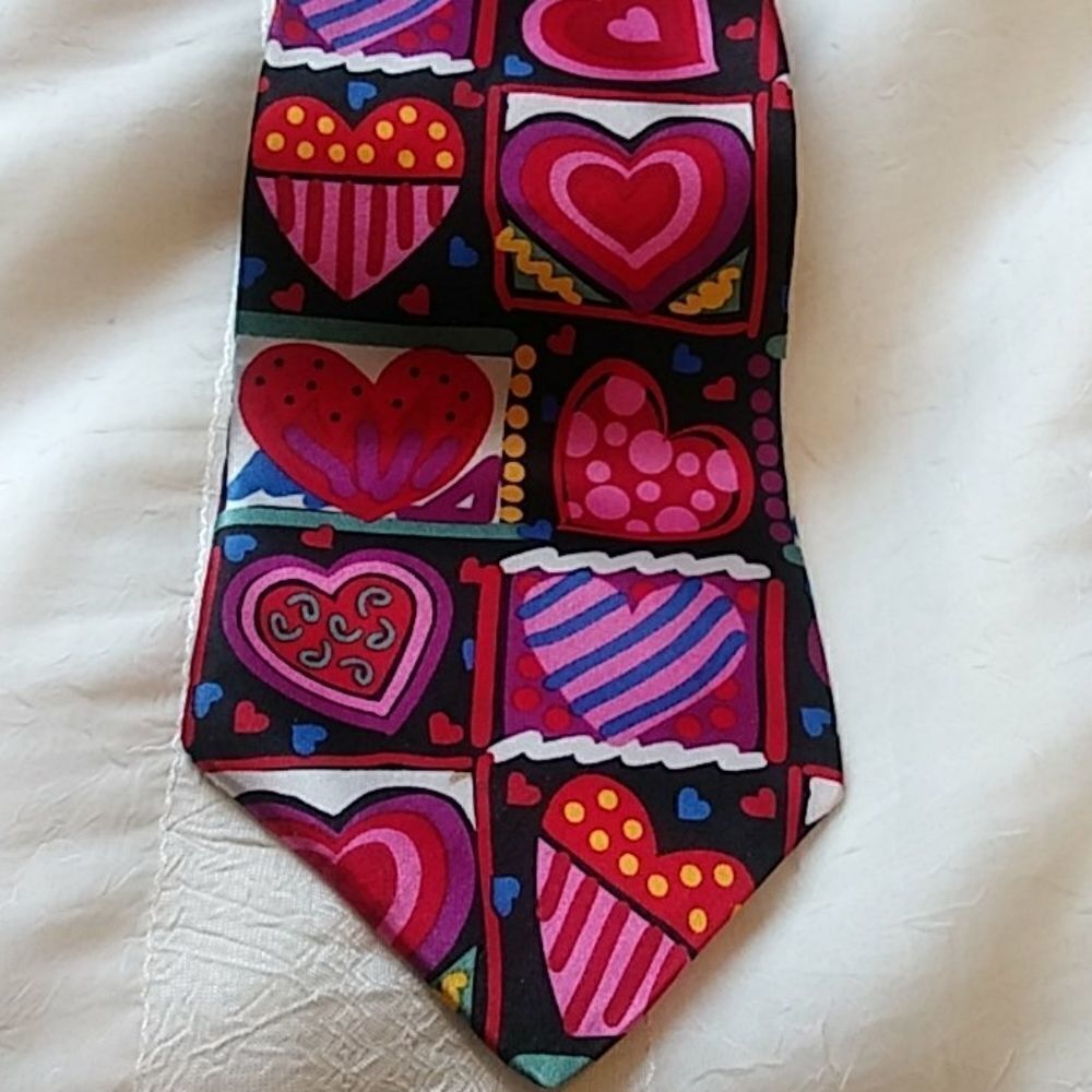 Seasons tie  
